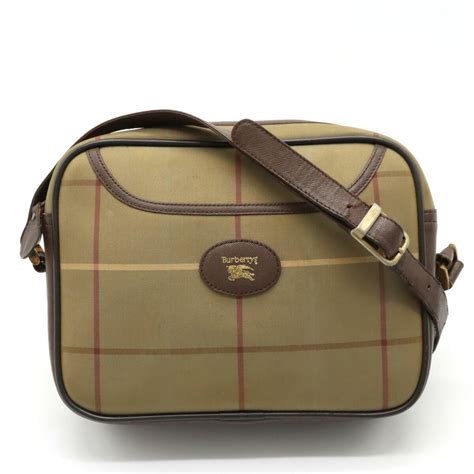 pochette portachiavi burberry|burberry pocket bags.